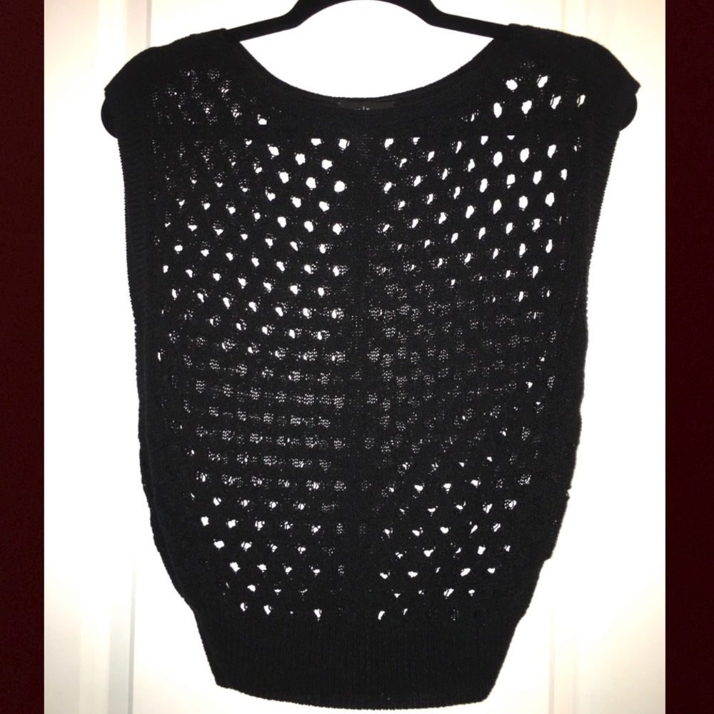 Women’s shirt